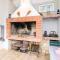 Two-Bedroom Apartment In Ratac
