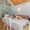 2 Bedroom Gorgeous Home In Klenovica