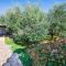 Nice Home In Liznjan With Wifi