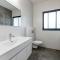 Stunning and spacious in Kiryat Ata - Qiryat Ata