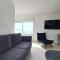 Central Netanya Beachside Apartment - 内坦亚