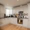 River Side Apartment, City Centre - Beautiful View and Free Parking!