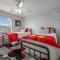 PP8962 - 4 Bedrooms w Pool & Resort Access - 基西米