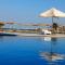 10 STEPS from BEACH and CITY HEART, Furnished with Modern Kitchenette - 赫尔格达