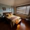 Chester´s B&B - Tababela