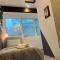 Ideal Partition Room in Barsha 1 Near Metro - 迪拜