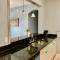 3 Bedroom Resort Style Condo, 3 Miles to Disney!