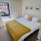 Affordable group stay - Куинстаун