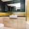 JOIVY Stylish Apartment with Balcony in Old Town - Edinburgh