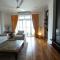 Colombo City 3 Bedroom Apartment with Pool Gym & Workdesk