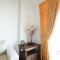 Colombo City 3 Bedroom Apartment with Pool Gym & Workdesk