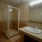 Colombo City 3 Bedroom Apartment with Pool Gym & Workdesk
