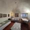 NAPOLEONE vintage house