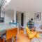 Period-Chic 2BD Flat with Private Patio - Londyn