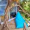 A Mango Tree House with a private swimming pool - Tegallengah