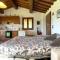 Giuliano - Private holiday apartment with shared pool - مونتيلوبو فيورنتينو