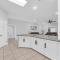 Spacious & Central Pool Home By McAuliffe Park - Мак-Аллен