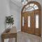 Spacious & Central Pool Home By McAuliffe Park - Мак-Аллен
