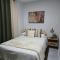 Walk to the BEACH Cozy Condo in Marisule with pool - Gros Islet