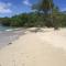 Walk to the BEACH Cozy Condo in Marisule with pool - Gros Islet