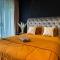 Apt Sudirman Suite 3BR With Infinity Pool & Netflix - Dżakarta