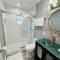 Sarasota Paradise Heated Pool Home Near IMG & Siesta Key Beach