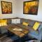 Brooklynns Bay, Elegant Lakefront Condo Retreat