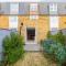 Charming 4BD Home 6 mins from Nine Elms Station - 伦敦