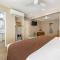 Best Western Plus Cabrillo Garden Inn