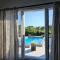 2 bdrm spacious Villa with pool - Yandua