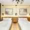 2BR with Mini-Golf in DT Dubai with Partial Burj Khalifa View - Dubaj
