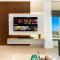 2BR with Mini-Golf in DT Dubai with Partial Burj Khalifa View - Dubaj