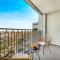 Lively New 2BR located between DIFC & Downtown with DIFC View - Dubaj
