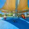 New Lively Spacious 2BR with Burj Khalifa View & Dubai Mall Access - Dubaj
