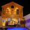 أكواخ الخليج - Gulf Cottages