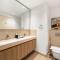 New Luxurious 4BR with Burj Khalifa & Dubai Fountain View Near DIFC - Dubaj