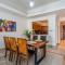Newly furnished 1BDR apartment in The Palm Fairmont - Dubaj