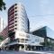 Swanstons Urban Duo - Interconnected Apartments with Pool