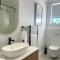 2 Riverside Oaks