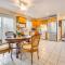 2 Mi to Lake Michigan Cozy Duplex with Private Yard - 马尼托沃克 2 Mi to Lake Michigan Cozy Duplex with Private Yard - 马尼托沃克