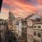 Stylish Gem by Charles Bridge with a Stunning View - Prága
