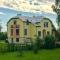 Wonderful 8 Bedroom Home near Vilnius