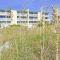 OCSH105 Ocean Shores Oceanfront 3BR/2B Condo, Private Balcony - Myrtle Beach