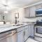 Modern 2 en suite townhome near DT Raleigh - Raleigh