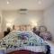 Granny Unit Self Contained Double Storage WIFI POOL PARKING - Templestowe