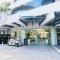 Boutique BEACH Luxury at Oracle 20608