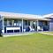 Glory House at Culburra - Beachfront - 卡尔布拉海滩