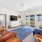 Glory House at Culburra - Beachfront