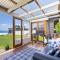 Glory House at Culburra - Beachfront
