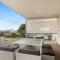 Modern Beachhouse, sea views